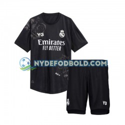 4. Valg Trøje Real Madrid Målmand Sort Y3 2023-2024 K/Æ Børn(+Shorts)