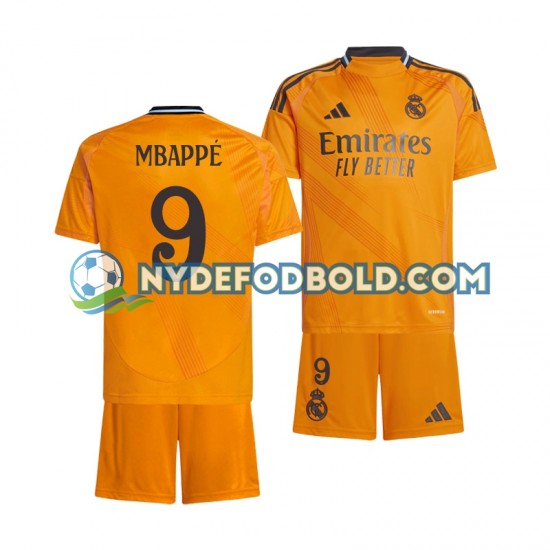 Udebane Trøje Real Madrid Mbappe 9 2024-2025 K/Æ Børn(+Shorts)