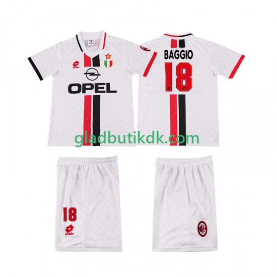 Udebane Trøje AC Milan BAGGIO 18 Retro 1996 1997 K/Æ Børn(+Shorts)