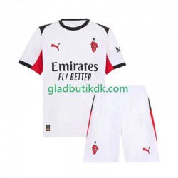 Udebane Trøje AC Milan 2025-2026 K/Æ Børn(+Shorts)