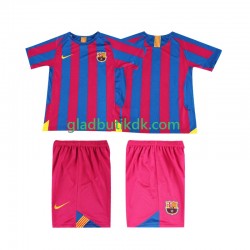 Hjemmebane Trøje FC Barcelona Retro 2005 2006 K/Æ Børn(+Shorts)