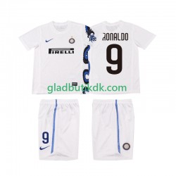Udebane Trøje Inter Milan Ronaldo 9 Retro 2010 2011 K/Æ Børn(+Shorts)