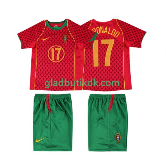 Hjemmebane Trøje Portugal Cristiano Ronaldo 17 Retro 2004 K/Æ Børn(+Shorts)