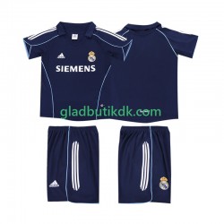 Udebane Trøje Real Madrid Retro 2005 2006 K/Æ Børn(+Shorts)