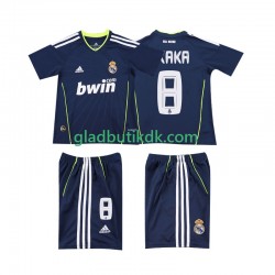 Udebane Trøje Real Madrid KAKA 8 Retro 2010 2011 K/Æ Børn(+Shorts)