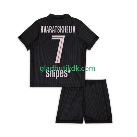 4. Valg Trøje Paris Saint-Germain Khvicha Kvaratskhelia 7 2025-2026 K/Æ Børn(+Shorts)