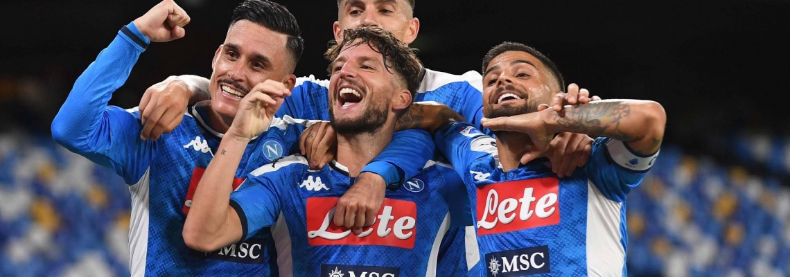 Napoli skal møde amerikanske Sassuolo Calcio på udebane.