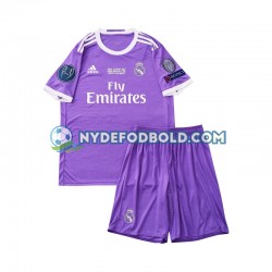 Udebane Trøje Real Madrid Retro 2016 K/Æ Børn(+Shorts)