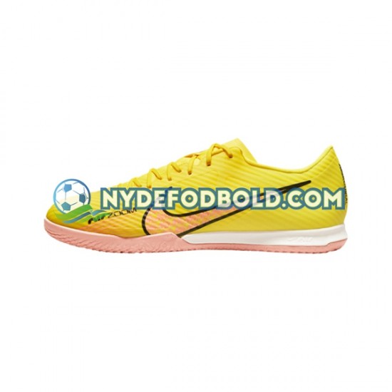 Lyserød Gul Fodboldstøvler Nike Air Zoom Mercurial Vapor XV Academy IC Halle Lucent