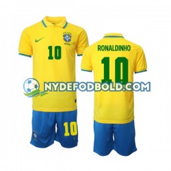 Hjemmebane Trøje Brasilien Ronaldinho 10 World Cup 2022 K/Æ Børn(+Shorts)