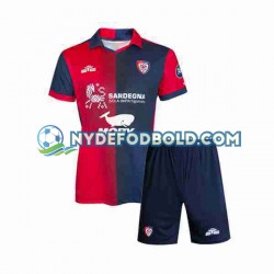 Hjemmebane Trøje Cagliari 2023-2024 K/Æ Børn(+Shorts)