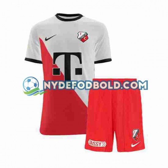 Hjemmebane Trøje FC Utrecht 2022-2023 K/Æ Børn(+Shorts)