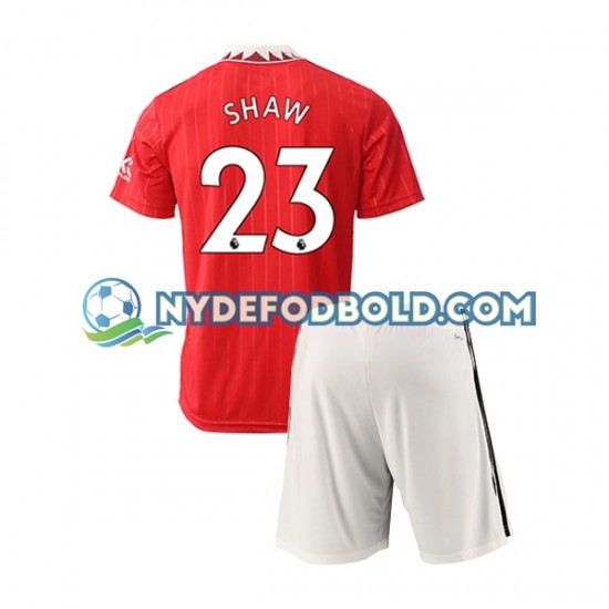 Hjemmebane Trøje Manchester United Luke Shaw 23 2022-2023 K/Æ Børn(+Shorts)