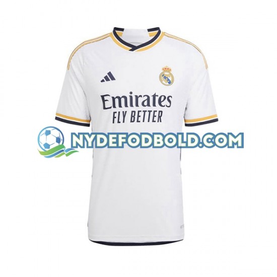 Hjemmebane Trøje Real Madrid Camavinga 12 2023-2024 K/Æ Børn(+Shorts)