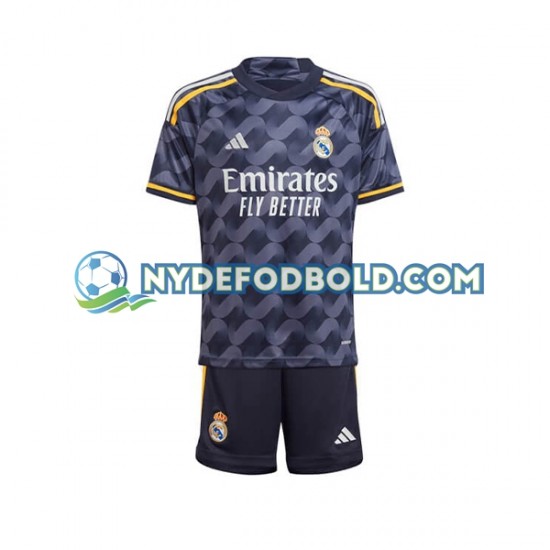 Udebane Trøje Real Madrid 2023-2024 K/Æ Børn(+Shorts)