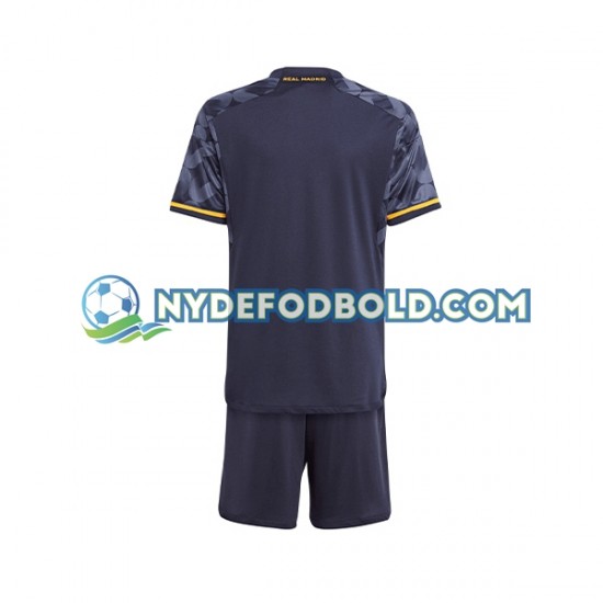 Udebane Trøje Real Madrid 2023-2024 K/Æ Børn(+Shorts)