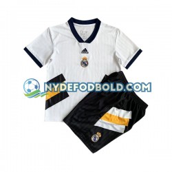 Hjemmebane Trøje Real Madrid Icon Retro 2022-2023 K/Æ Børn(+Shorts)