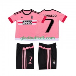Udebane Trøje Juventus Cristiano RONALDO 7 Retro 2015 2016 K/Æ Børn(+Shorts)