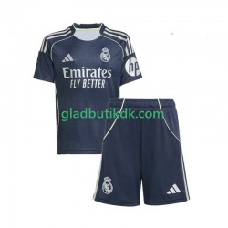 Udebane Trøje Real Madrid 2025-2026 K/Æ Børn(+Shorts)