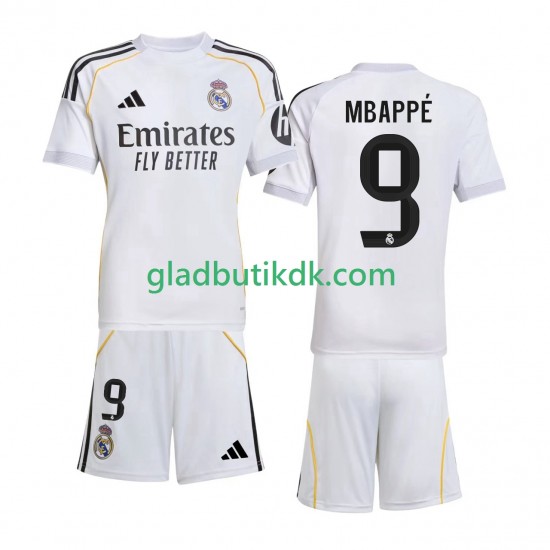 Hjemmebane Trøje Real Madrid Kylian Mbappe 9 2025-2026 K/Æ Børn(+Shorts)