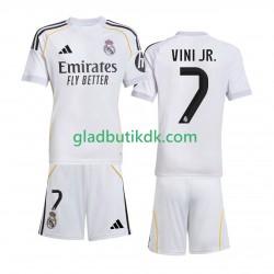 Hjemmebane Trøje Real Madrid Vinicius Junior 7 2025-2026 K/Æ Børn(+Shorts)