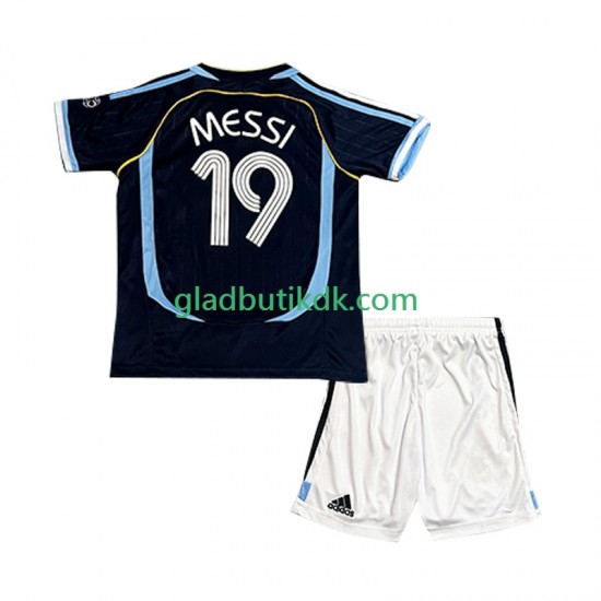 Udebane Trøje Argentina Lionel Messi 19 Retro 2006 K/Æ Børn(+Shorts)