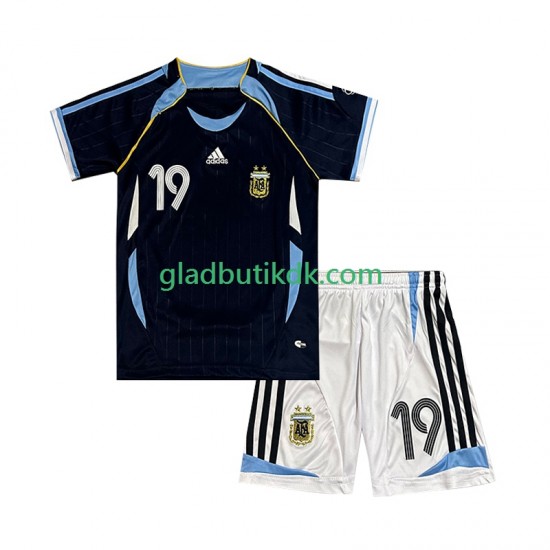 Udebane Trøje Argentina Lionel Messi 19 Retro 2006 K/Æ Børn(+Shorts)