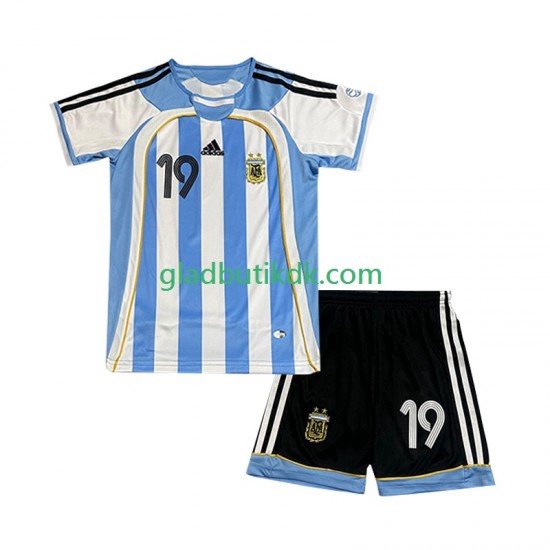 Hjemmebane Trøje Argentina Lionel Messi 19 Retro 2006 K/Æ Børn(+Shorts)