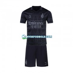 4. Valg Trøje AC Milan Sort 2023-2024 K/Æ Børn(+Shorts)