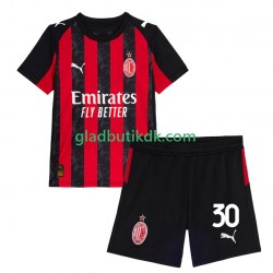 Hjemmebane Trøje AC Milan Ardon Jashari 30 2025-2026 K/Æ Børn(+Shorts)