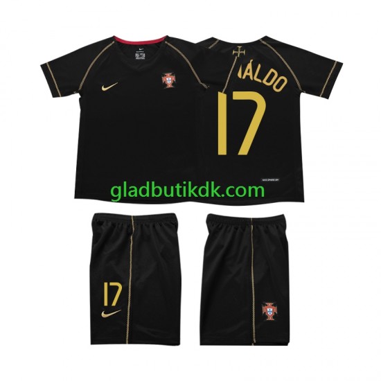 Udebane Trøje Portugal Cristiano Ronaldo 17 Retro 2006 K/Æ Børn(+Shorts)