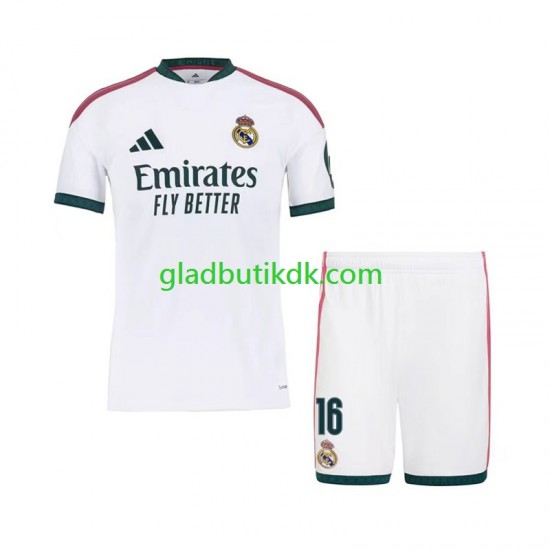 Hjemmebane Trøje Real Madrid Ibrahima Konate 16 2026-2027 K/Æ Børn(+Shorts)