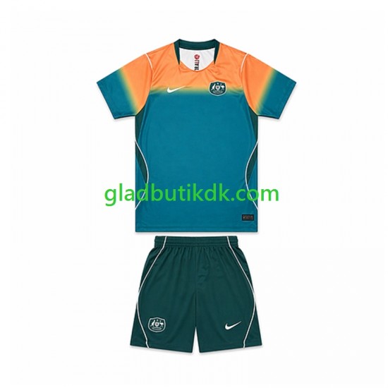 Udebane Trøje Australien World Cup 2026 11 K/Æ Børn(+Shorts)