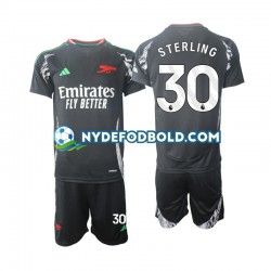 Udebane Trøje Arsenal Sterling 30 2024-2025 K/Æ Børn(+Shorts)